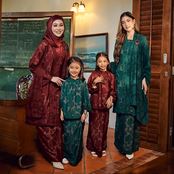 Casarubiah Collection  Casarubiah Collection