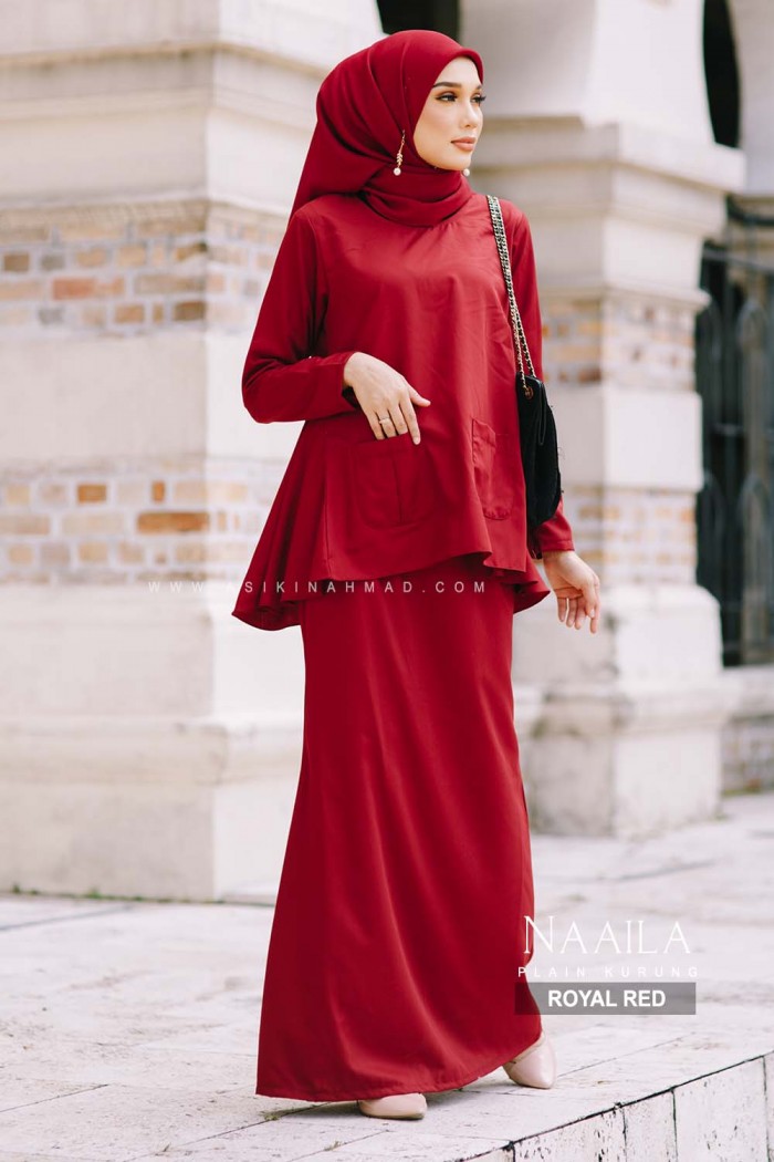 NAAILA KURUNG in ROYALRED