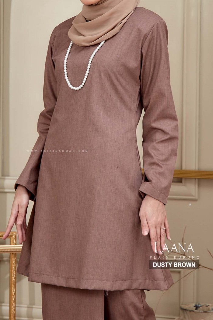 LAANA KURUNG in DUSTY BROWN