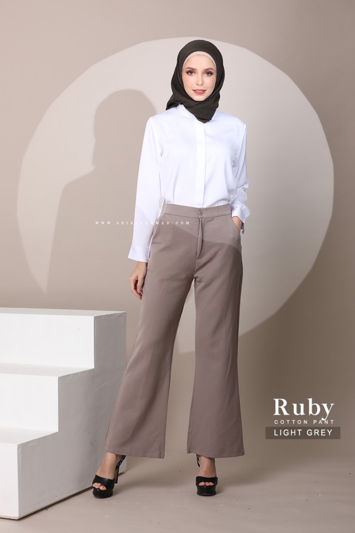 RUBY PANTS in LIGHT GREY