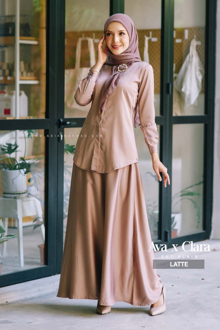 SET BLOUSE AVA in LATTE