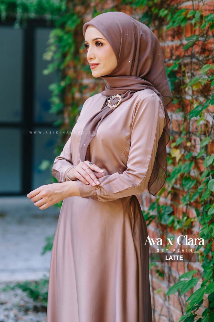 SET BLOUSE AVA in LATTE