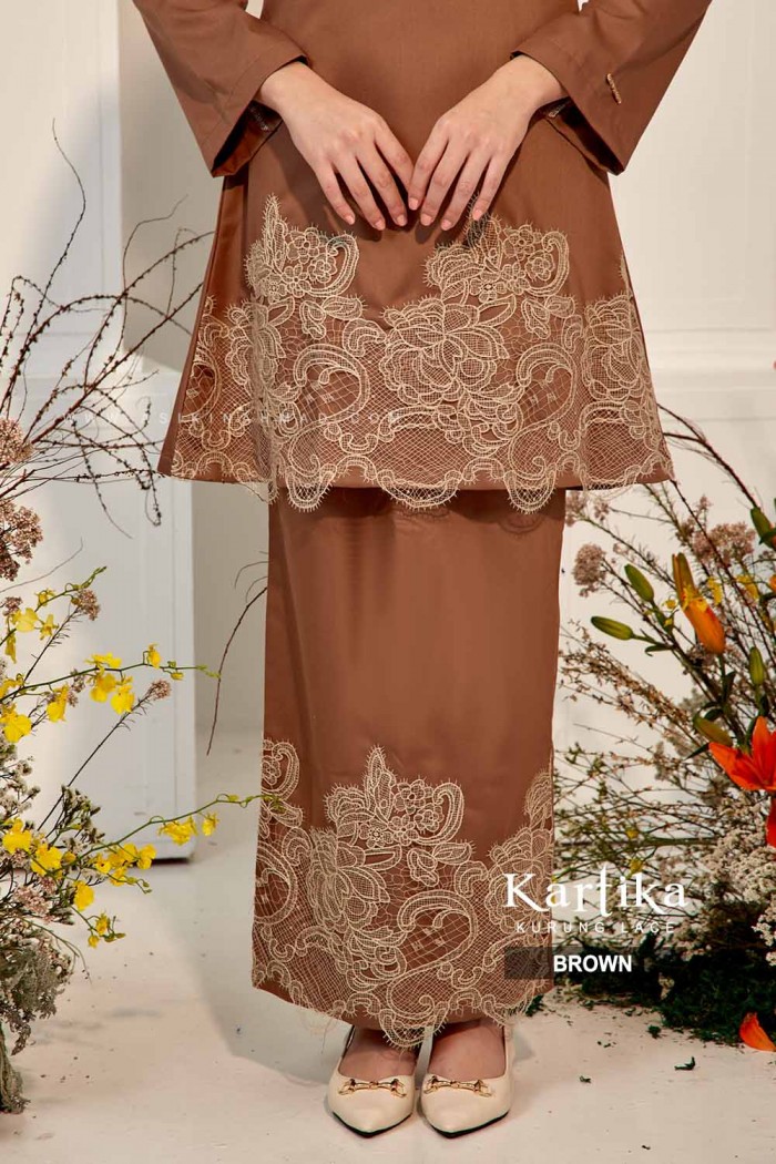 KARTIKA KURUNG in BROWN