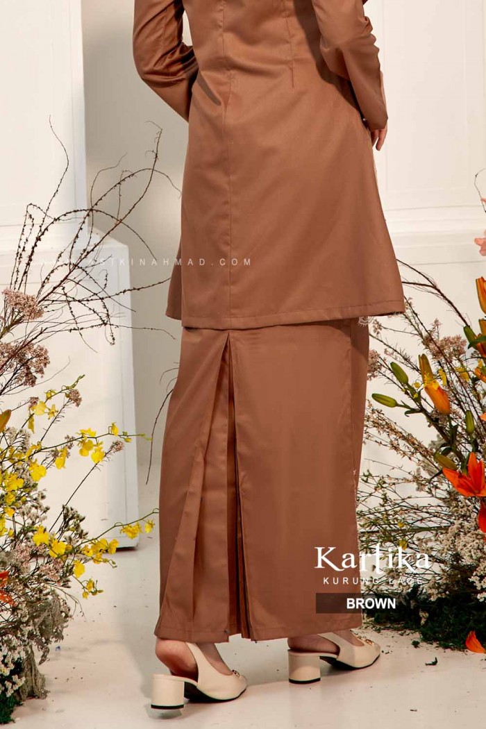 KARTIKA KURUNG in BROWN