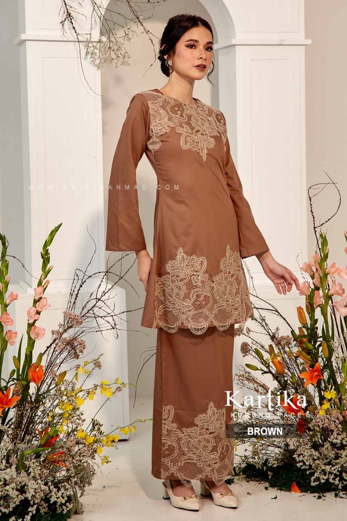 KARTIKA KURUNG in BROWN