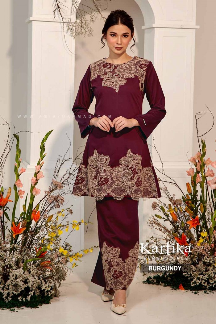 KARTIKA KURUNG in BURGUNDY