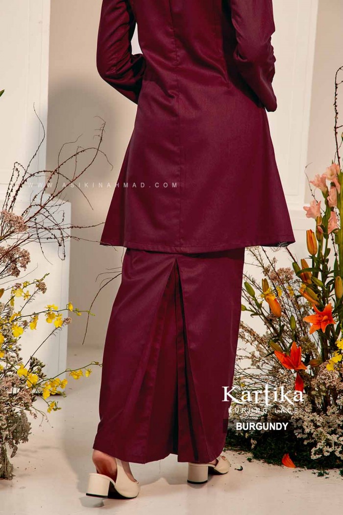 KARTIKA KURUNG in BURGUNDY