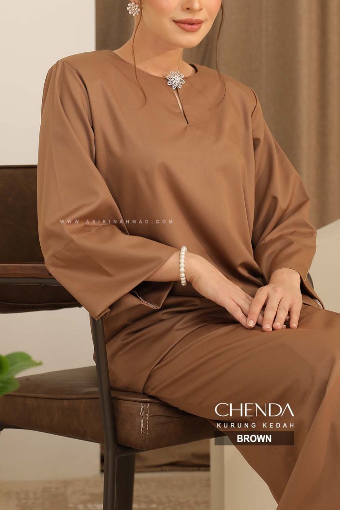 CHENDA KURUNG in BROWN