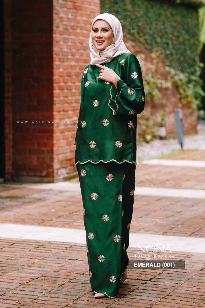 NONA KURUNG in EMERALD (001)