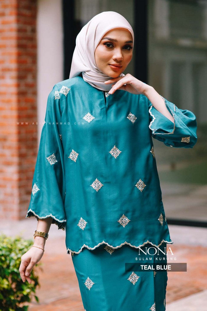 NONA KURUNG in TEAL BLUE