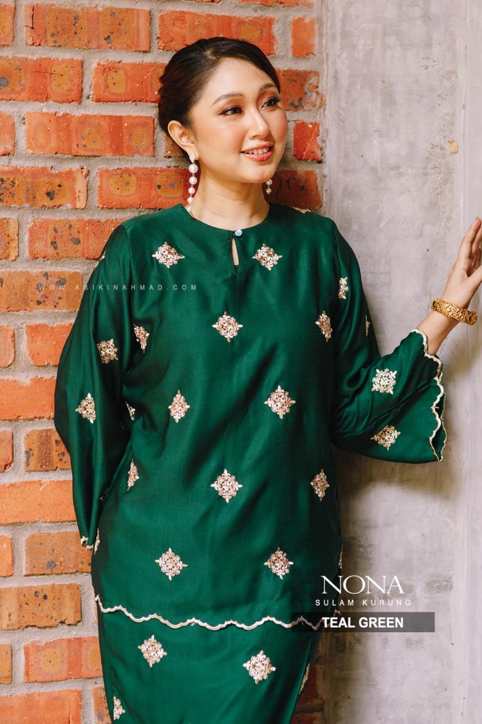 NONA KURUNG in TEAL GREEN