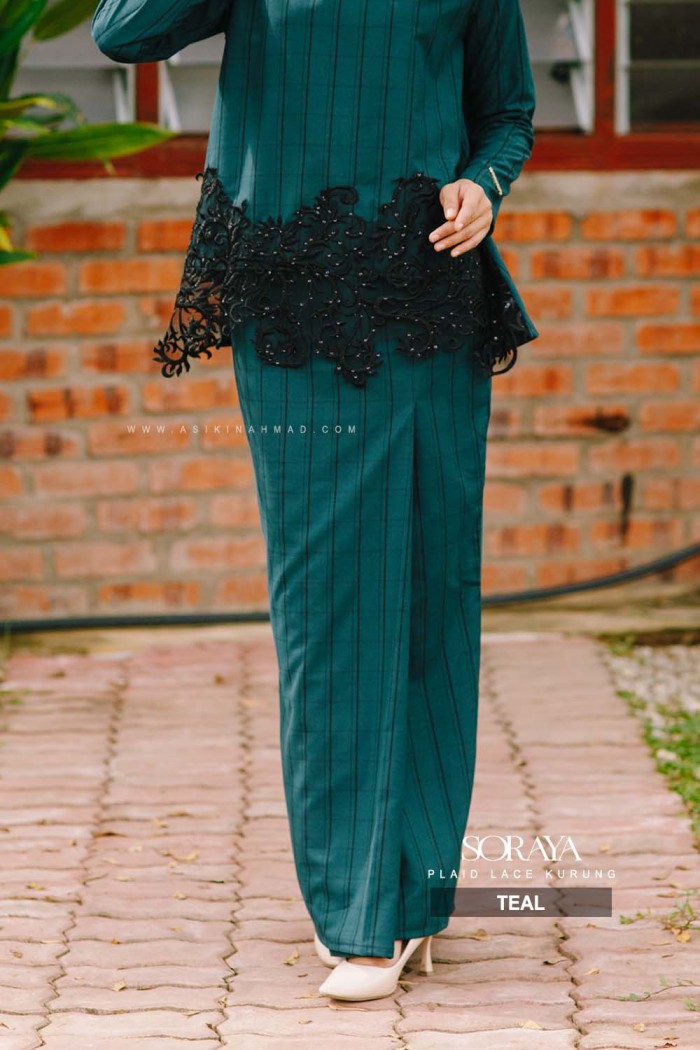 SORAYA LACE KURUNG in TEAL