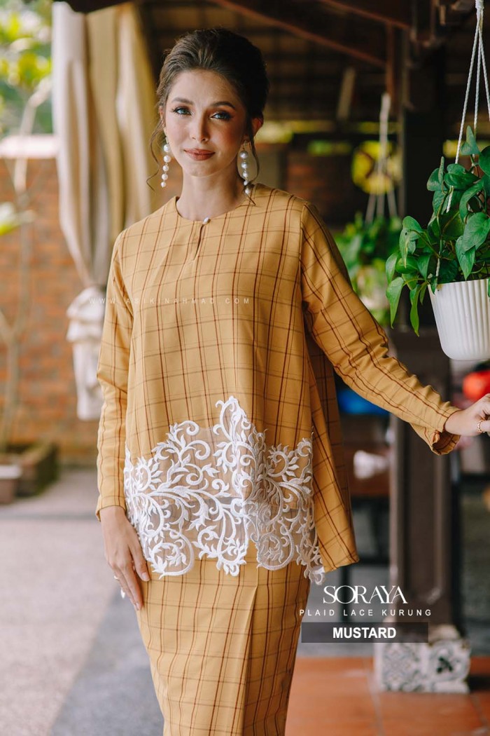 SORAYA LACE KURUNG in MUSTARD