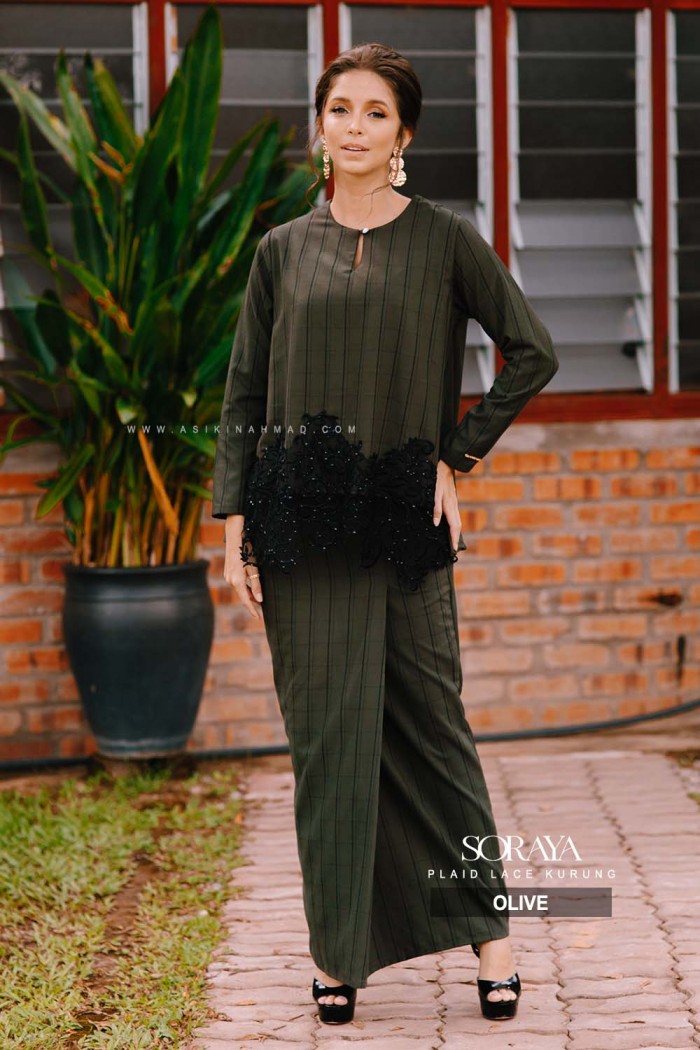 SORAYA LACE KURUNG in OLIVE