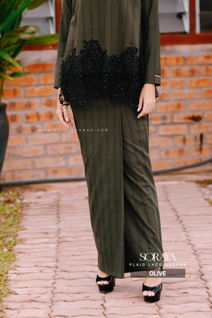 SORAYA LACE KURUNG in OLIVE