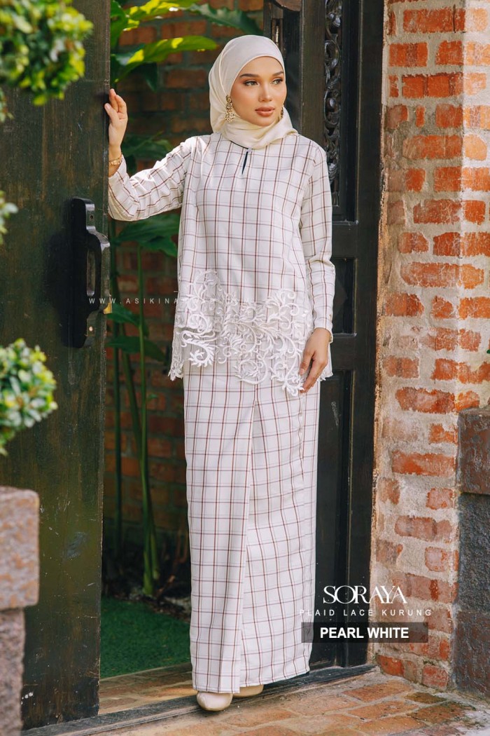 SORAYA LACE KURUNG in PEARL WHITE