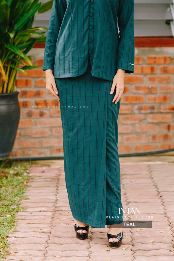 INTAN KURUNG in TEAL