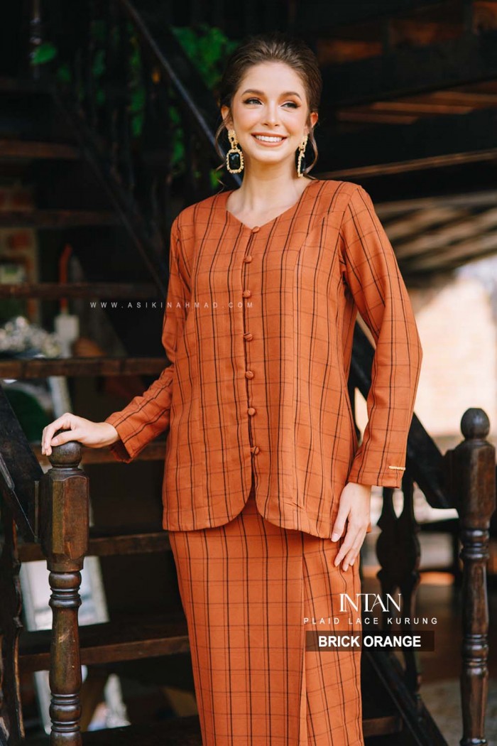 INTAN KURUNG in BRICK ORANGE