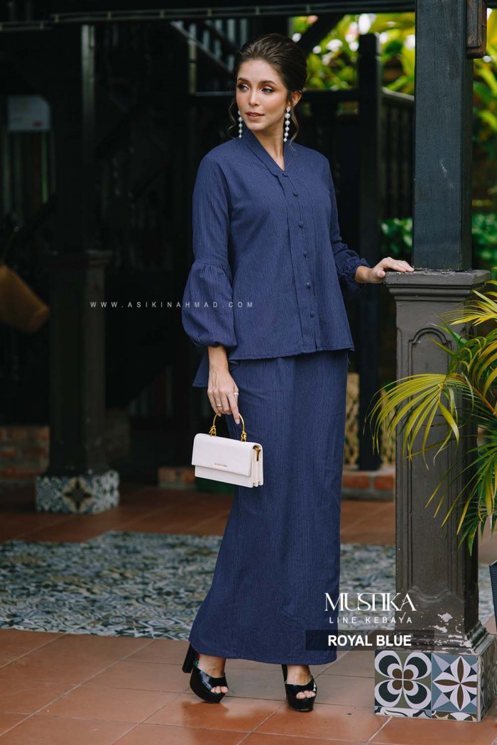 MUSTIKA KEBAYA in ROYAL BLUE