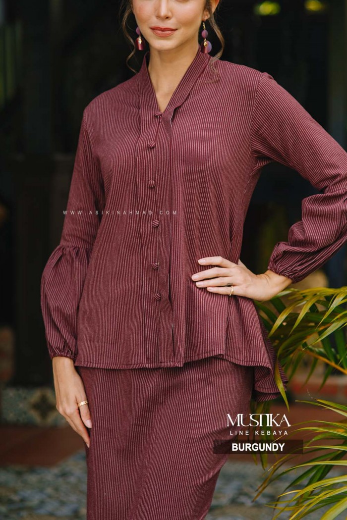 MUSTIKA KEBAYA in BURGUNDY