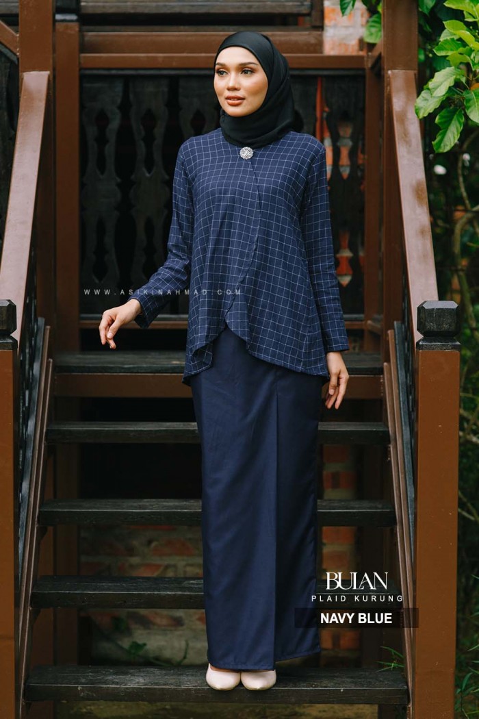 BULAN KURUNG in NAVY BLUE