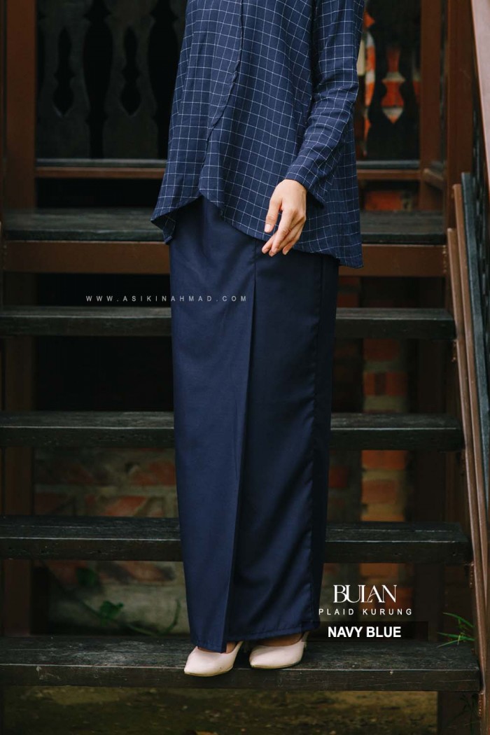 BULAN KURUNG in NAVY BLUE