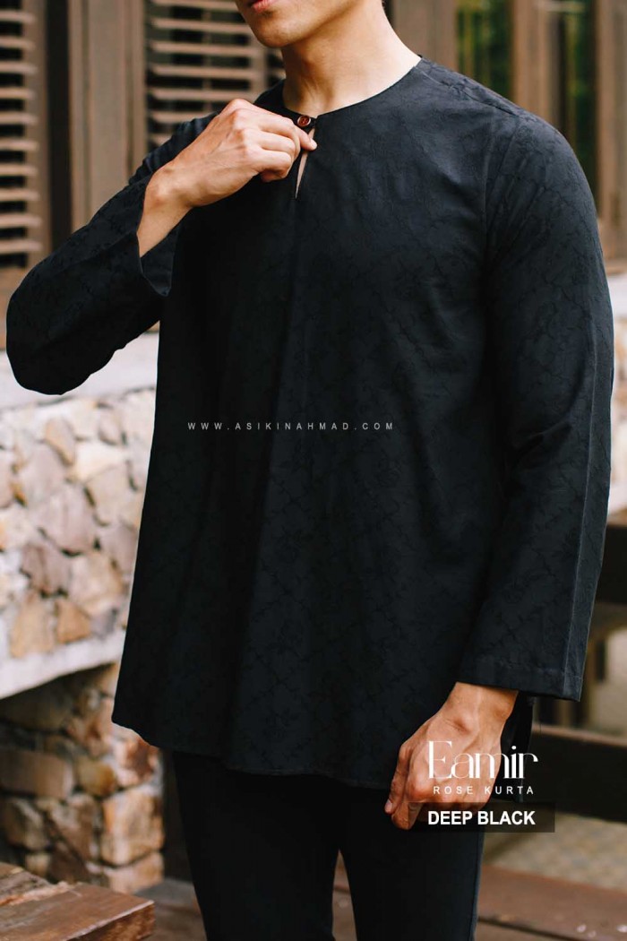 EAMIR KURTA in DEEP BLACK