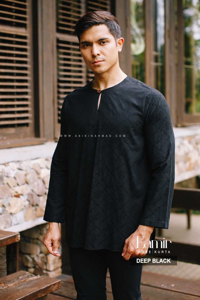 EAMIR KURTA in DEEP BLACK