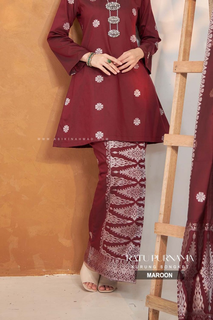 RATU PURNAMA in MAROON