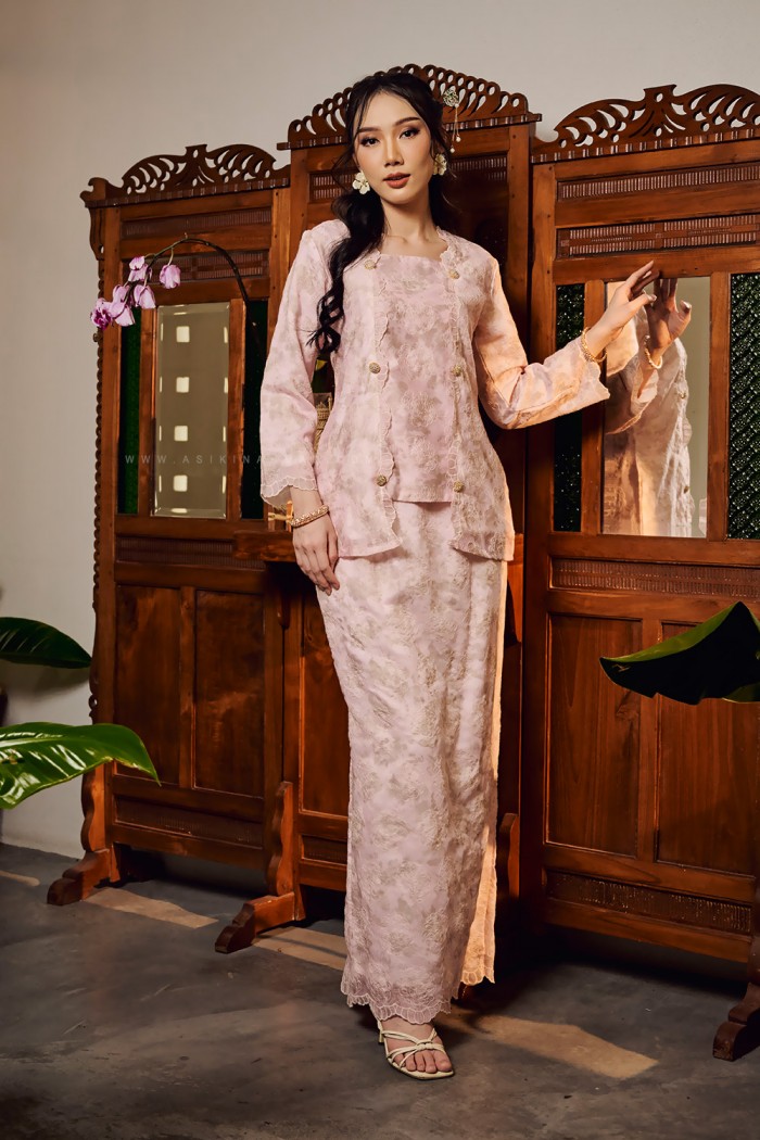 AURORA KEBAYA (AKE-D2) in SOFT PINK