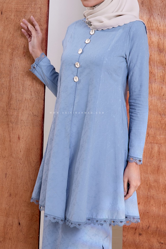 DAYANG KEBARUNG in BABY BLUE