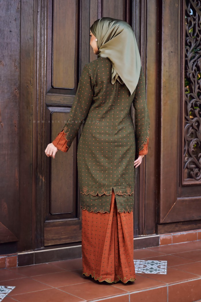 INDAH JULIA KURUNG (IJK-D2) in OLIVE