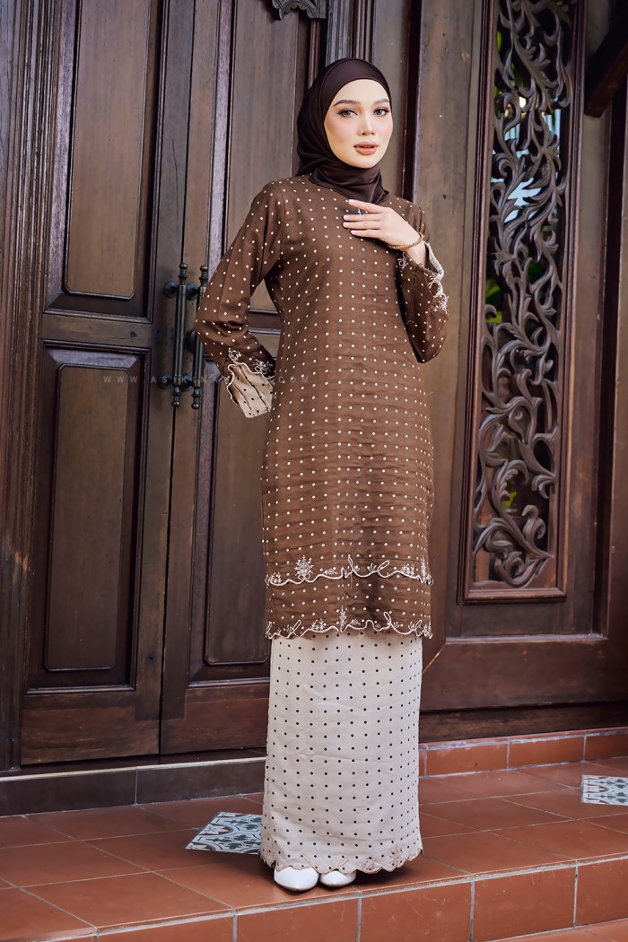 INDAH JULIA KURUNG (IJK-D2) in RICH BROWN