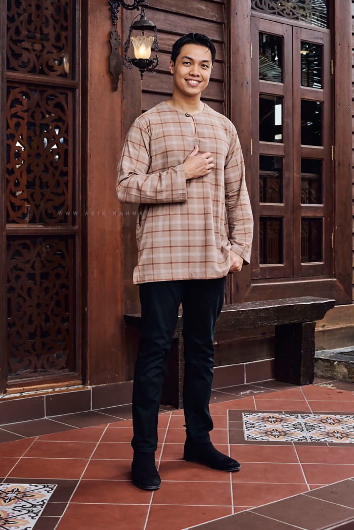 INDERA KURTA (IK-D4) in RICH BROWN