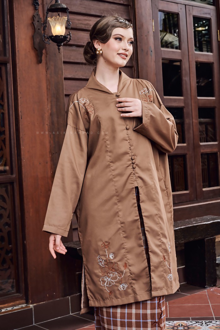 JIWA KARTIKA KURUNG (JKR-D4) in BRICK BROWN