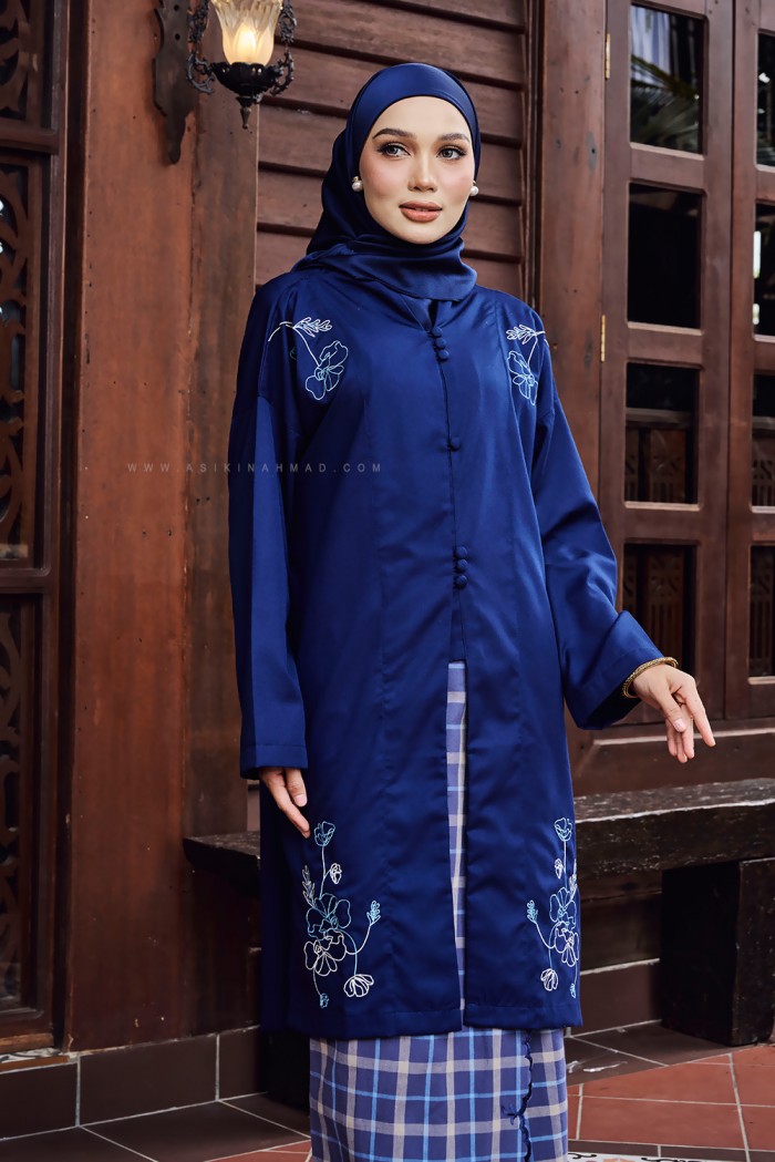 JIWA KARTIKA KURUNG (JKR-D4) in NAVY BLUE