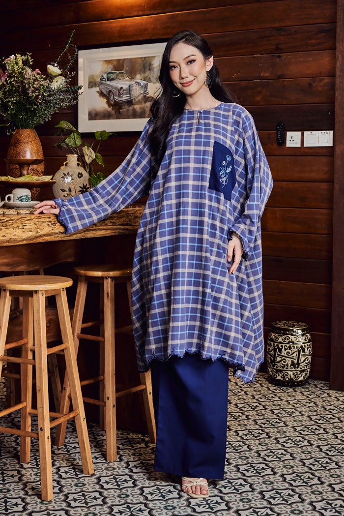 JIWA RATNA KURUNG (JR-D4) in NAVY BLUE