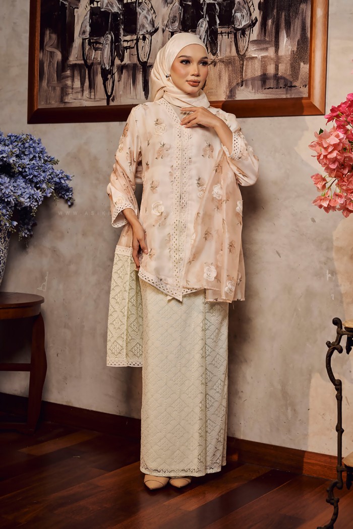 KARTINI KEBAYA LACE in SAGE GREEN