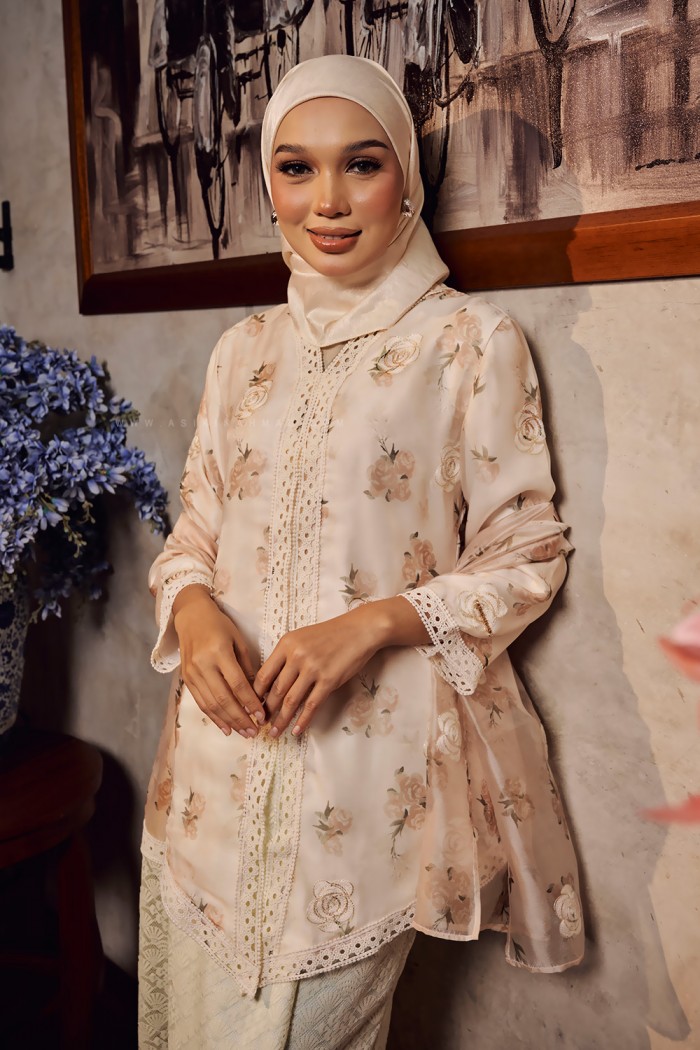 KARTINI KEBAYA LACE in SAGE GREEN