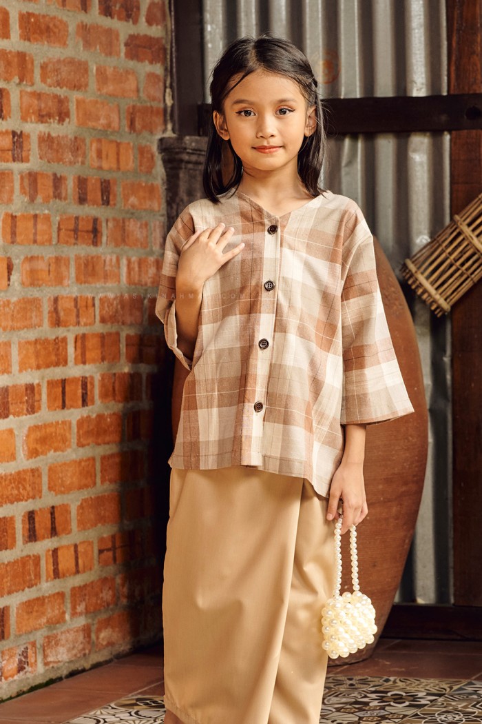 KASEH NIAN KIDS (KNKK-D4) in LIGHT BROWN