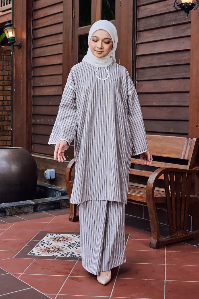 LILI AYU KURUNG (LAK-D1) in GREY