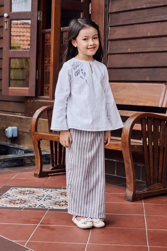 LILI WANGI KIDS (LWK-D1) in GREY