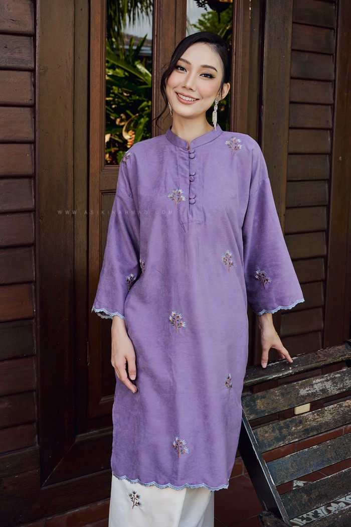 MARIA KURUNG SULAM in PURPLE-LIGHT CREAM