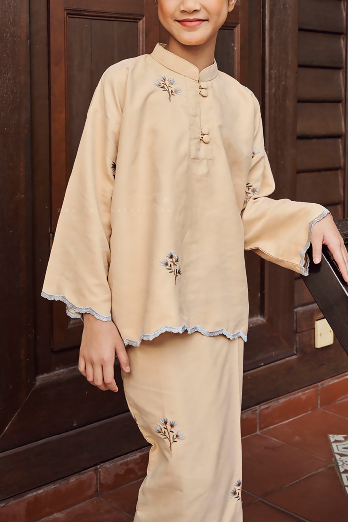 MARIA KURUNG KIDS IN BEIGE