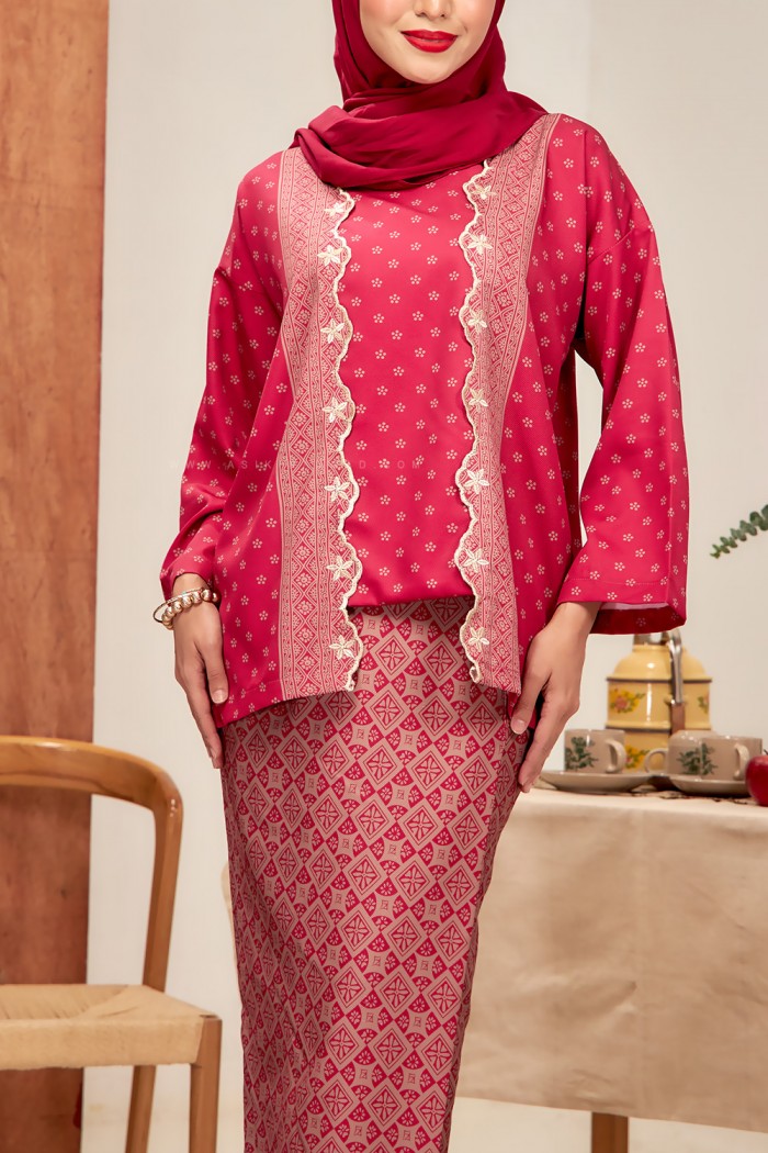 MARINA SULAM KEBAYA in BRIGHT PINK