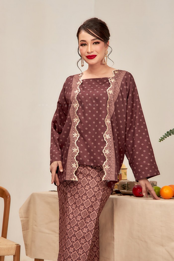 MARINA SULAM KEBAYA in DARK BROWN