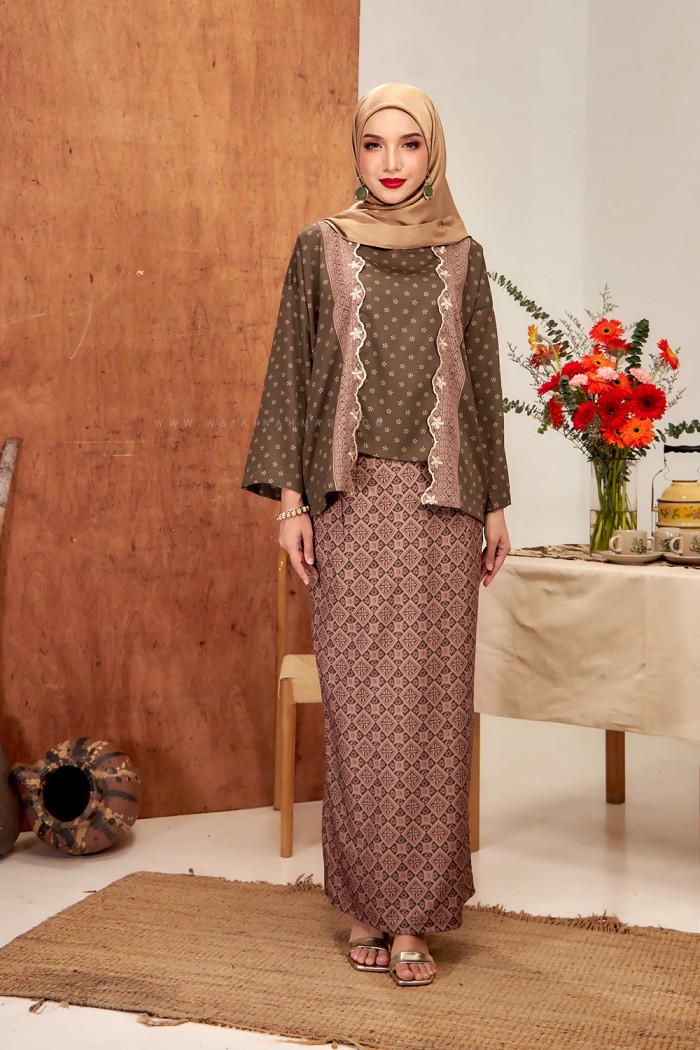 MARINA SULAM KEBAYA in OLIVE