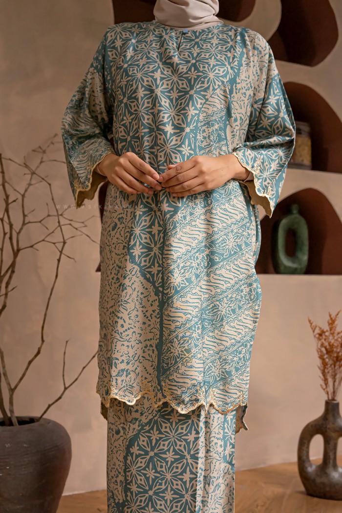 MELUR SULAM KURUNG (MSD-18) TEAL GREEN