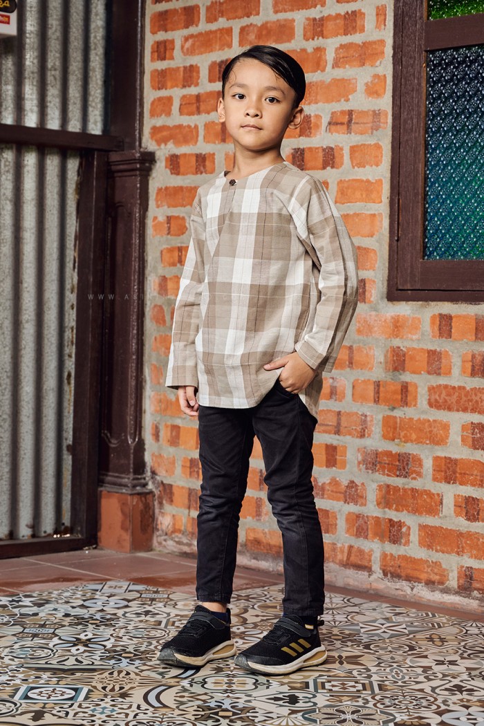 NADIM KURTA KIDS (NKK-D3) in OFF WHITE