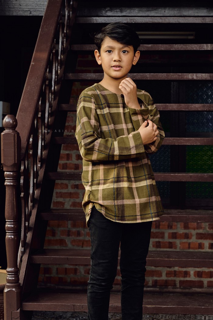 NADIM KURTA KIDS (NKK-D4) in OLIVE